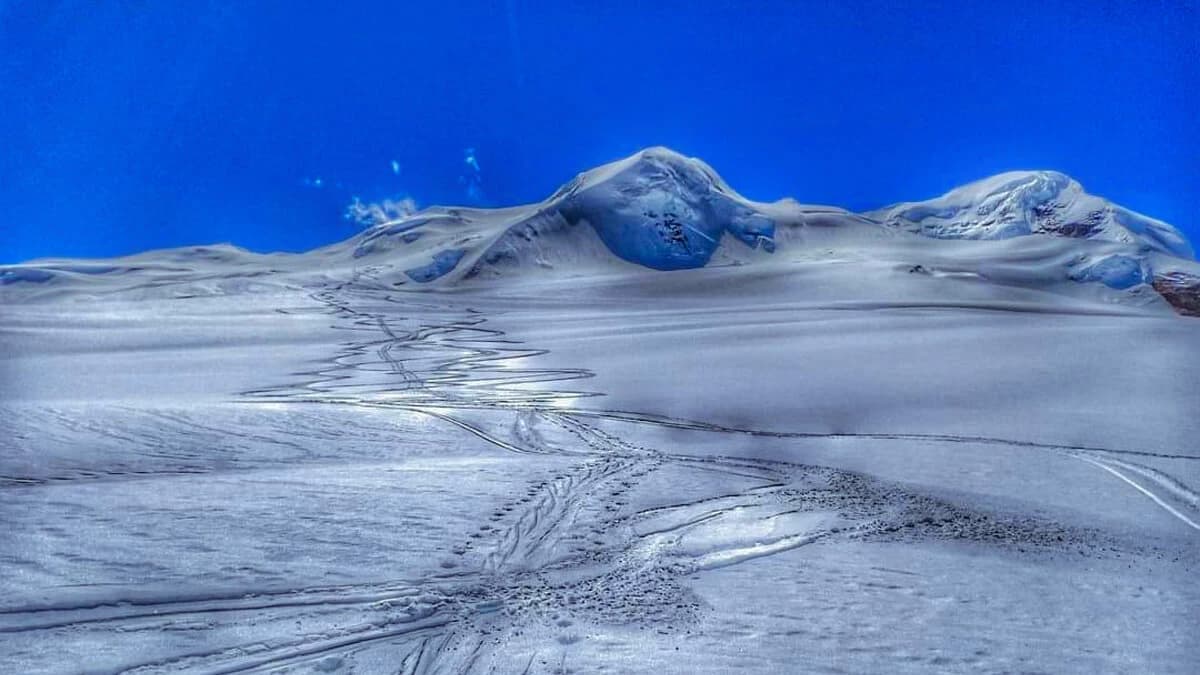 mera-peak