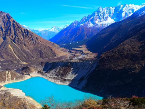 Manaslu Circuit Trek Glacial Landscape 1