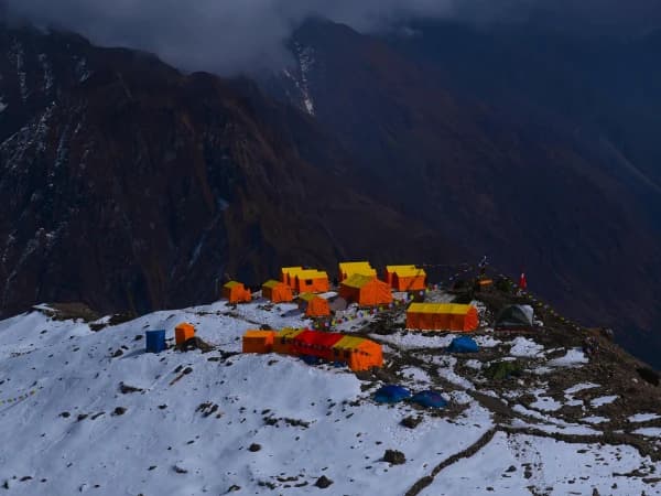 Manaslu Circuit Trek Guided Group