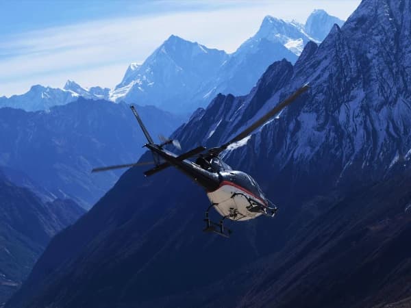 Manaslu Circuit Trek Heliout