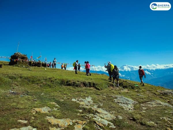 Sailung Overnight Hike Group On Trail