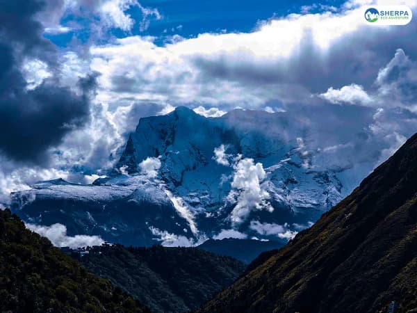 Sea Everest Base Camp Trek Himalayan Panorama 1